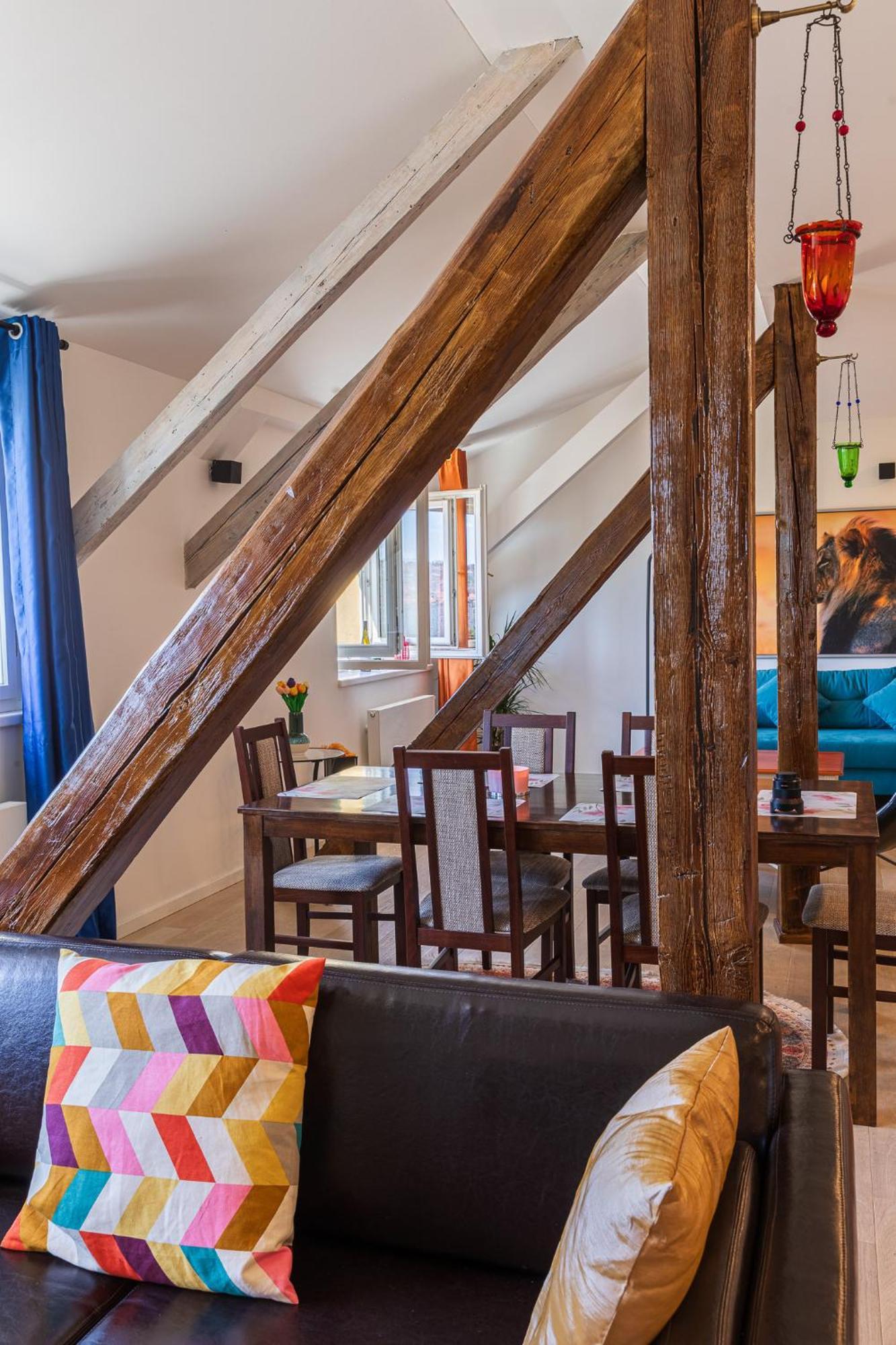 Apartment Classy Riverside In The Old Town Of