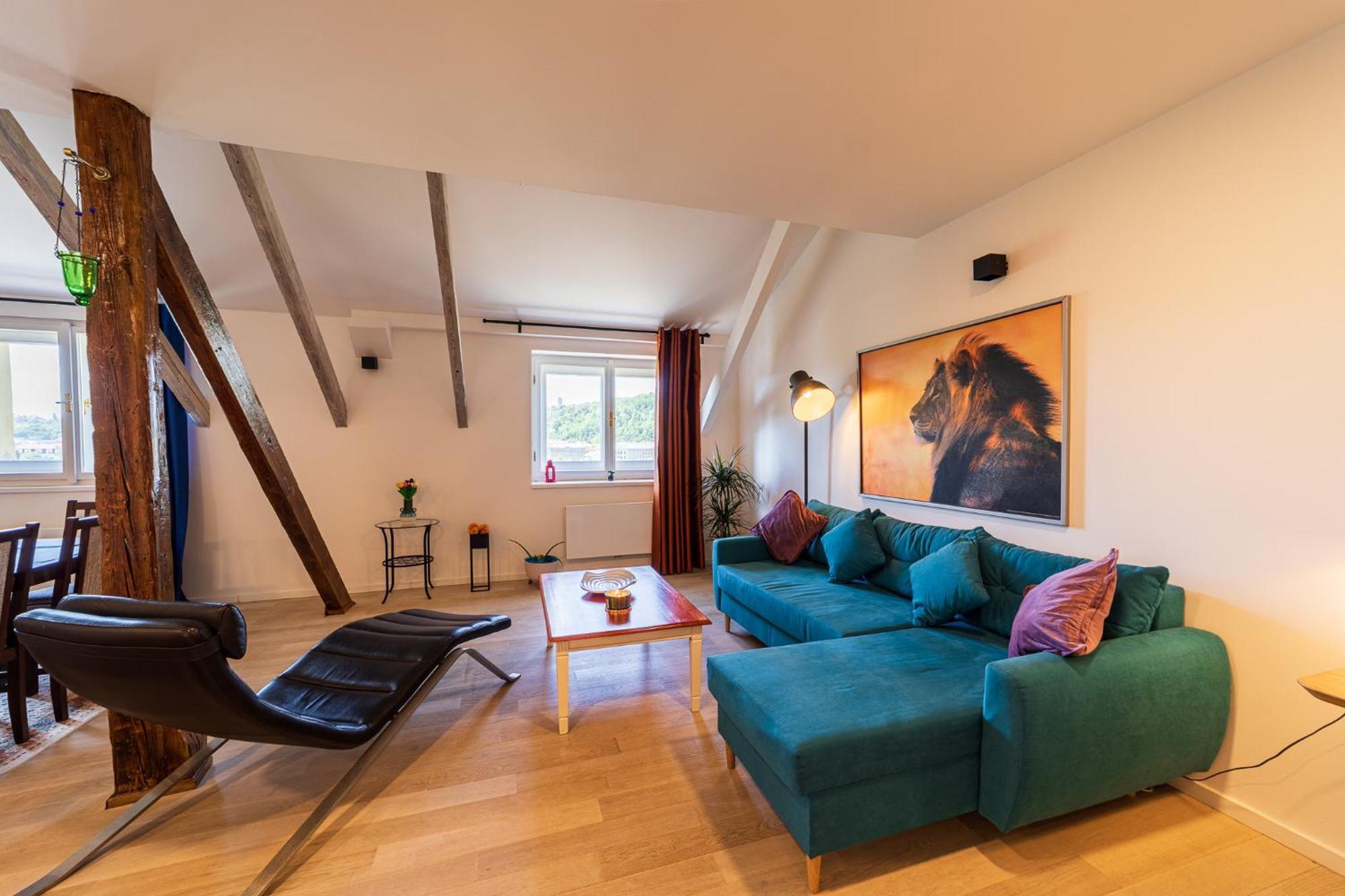 Apartment Classy Riverside In The Old Town Of